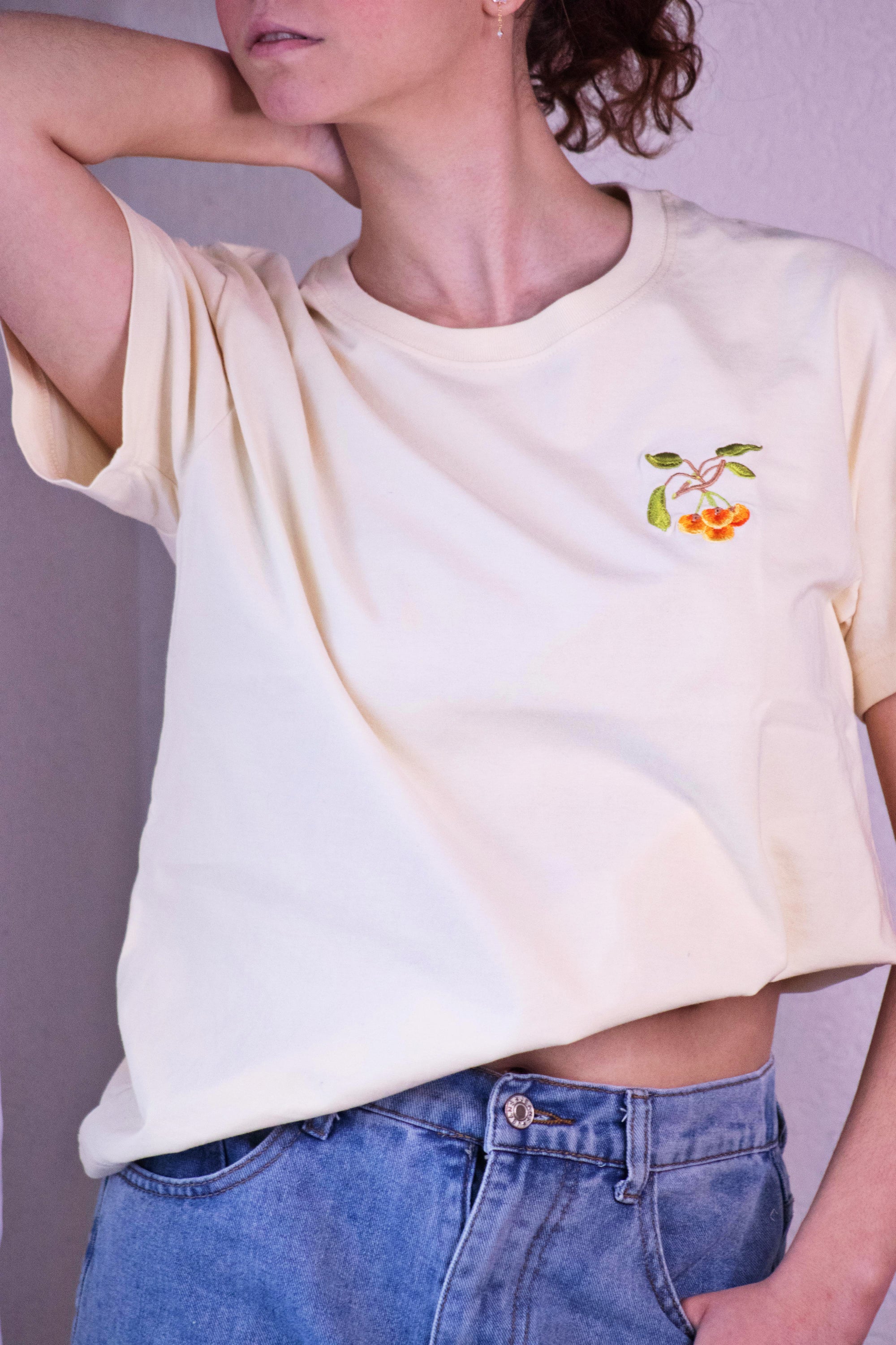 FLORA APRICOT
