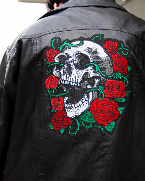 DEAD ROMANCE