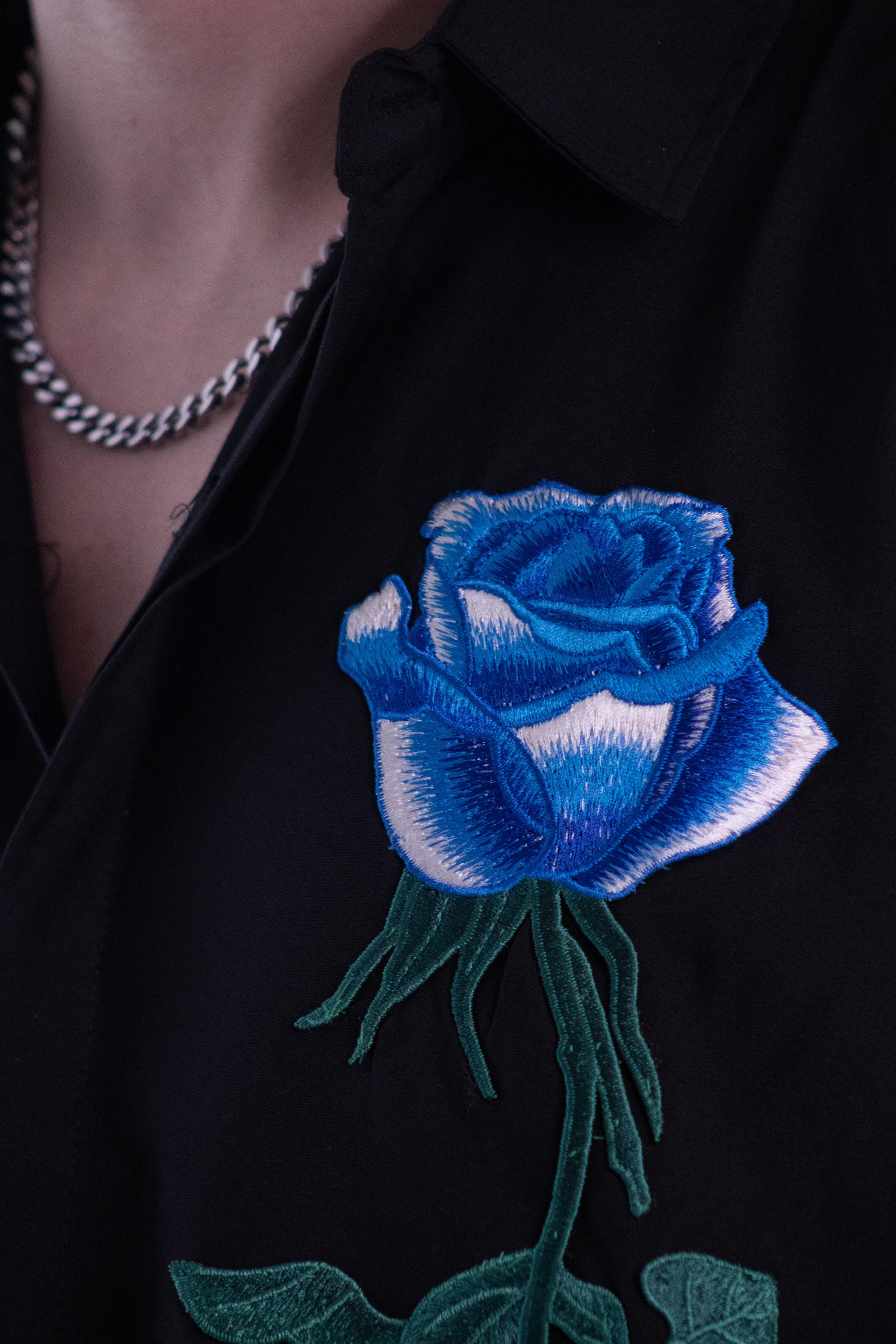 AZURE ROSE